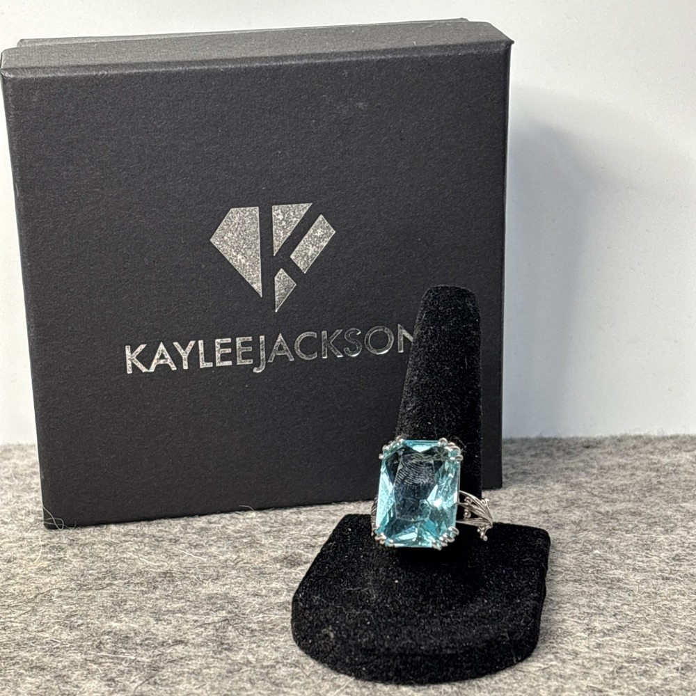 Kaylee Jackson Simulated Aquamarine Cocktail Ring Silver Tone  w/Box Sz 7